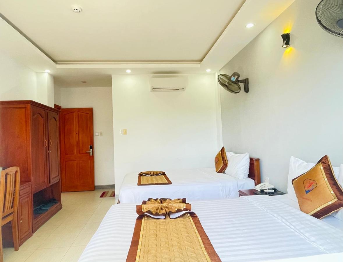 קוי נון Y Linh Hotel מראה חיצוני תמונה